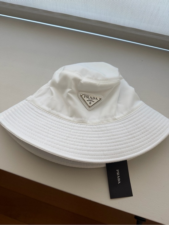 Prada Accessories - Prada White Nylon Bucket Hat with Logo Patch NWT